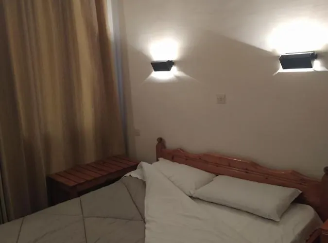 Πανσιόν Apollon Αράχωβα